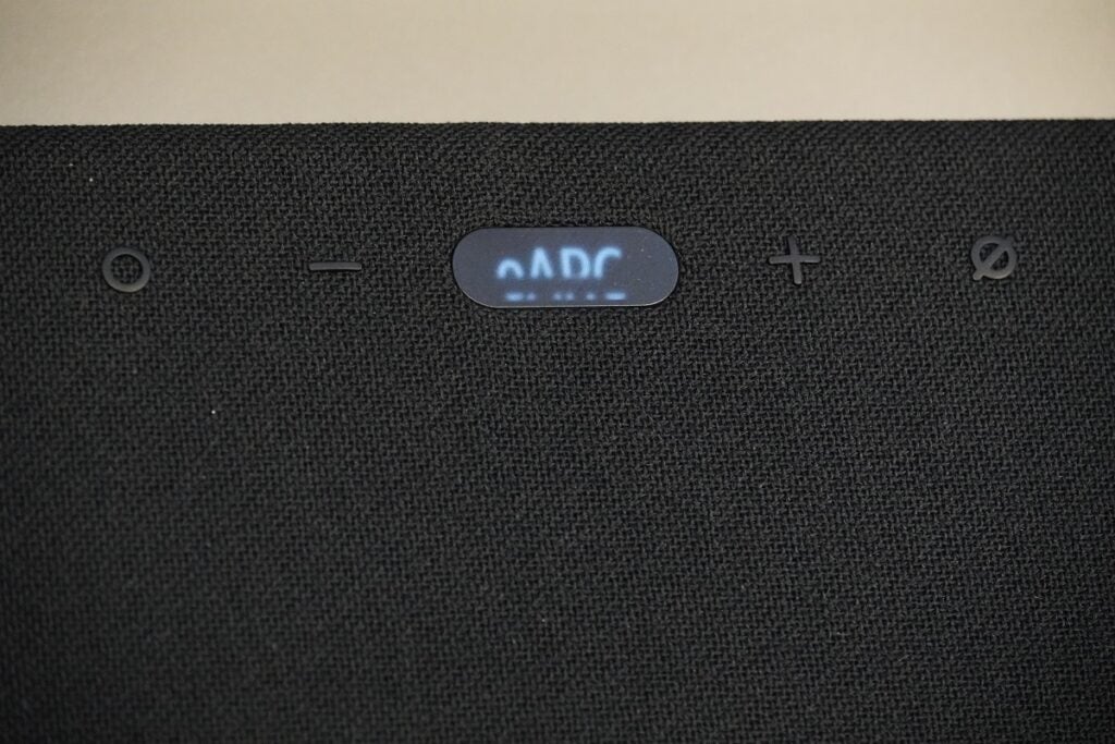 Samsung HW-Q900A display top surface