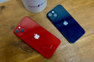 iPhone 13 vs iPhone 13 mini