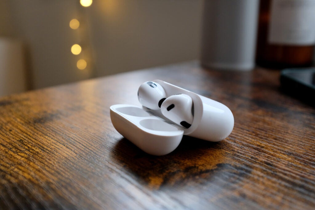 Apple AirPods 3 in case
