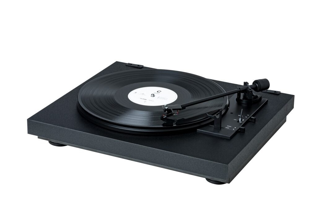 Cutout image of A1 Pro-Ject Automat turntable