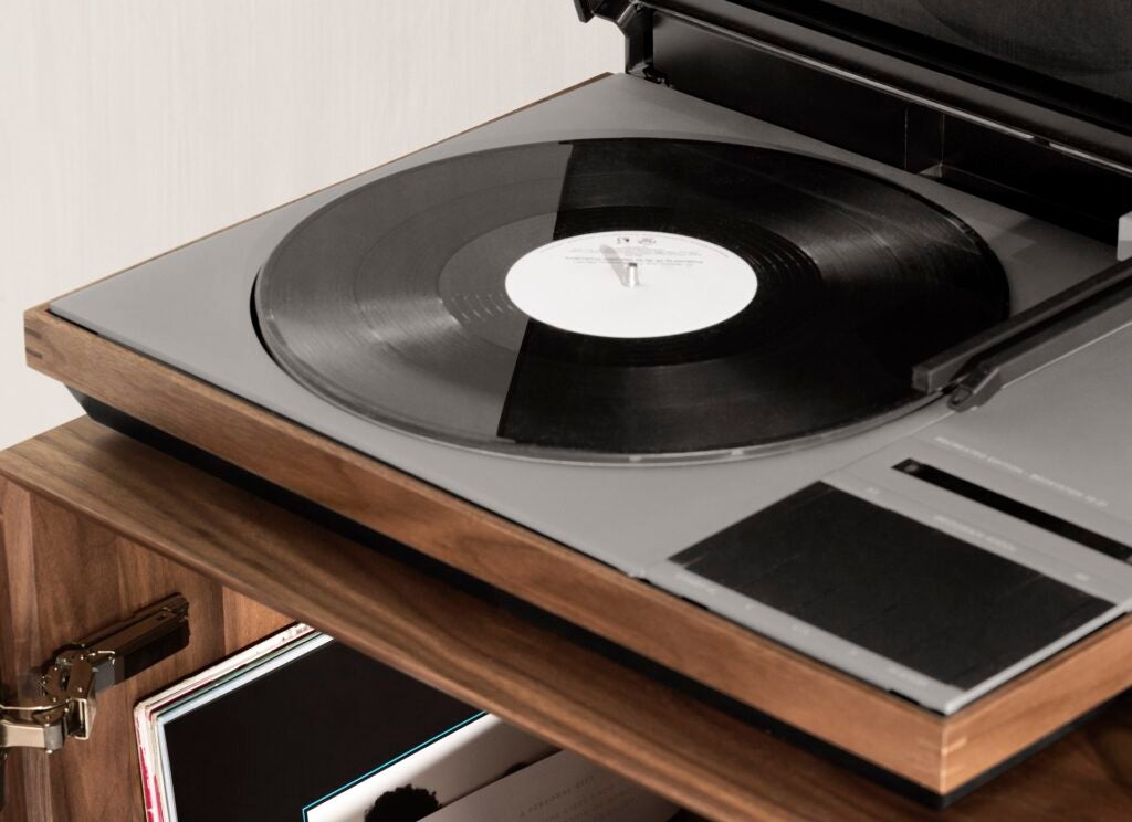 Bang and Olufsen Beogram 4000c turntable
