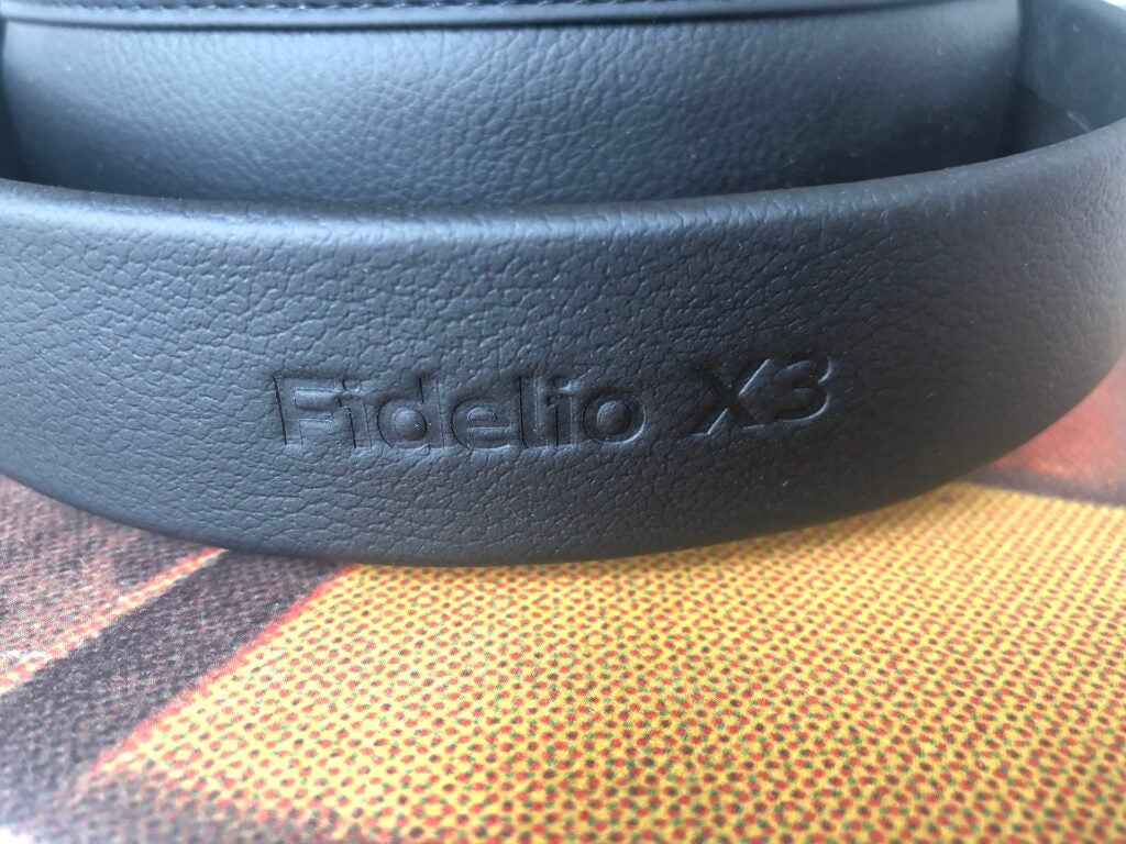 Philips Fidelio X3 headband logo