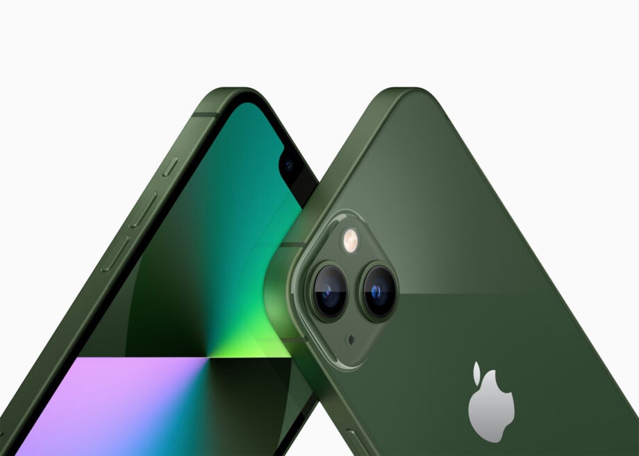 Apple iPhone 13 in Green