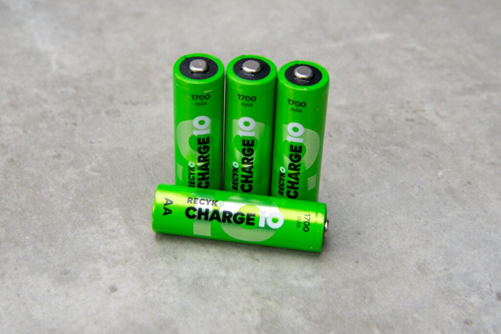 GP Recyko Charge 10 AA one battery lying down