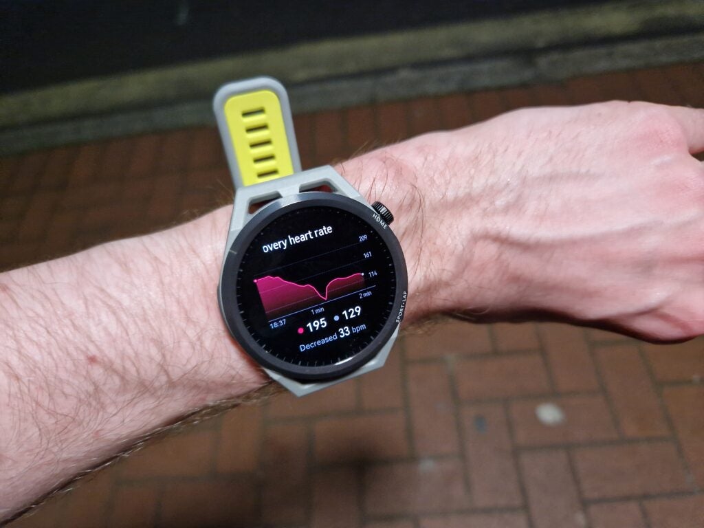 Huawei Watch GT Runner measuring recovery heart rate