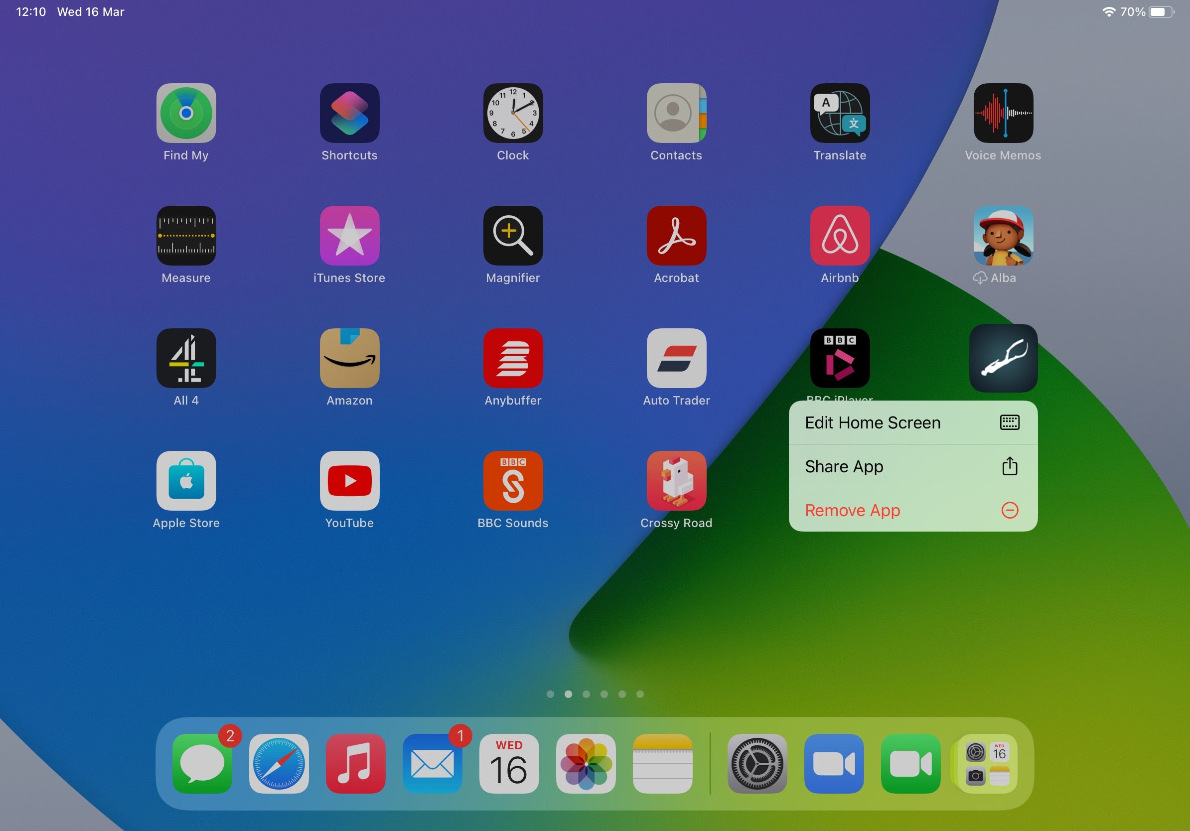 iPad iOS delete apps