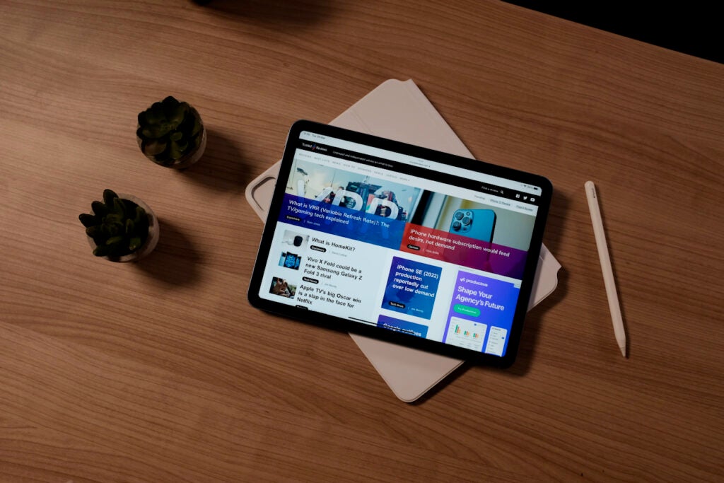 Website für vertrauenswürdige Bewertungen auf dem iPad Air 2022