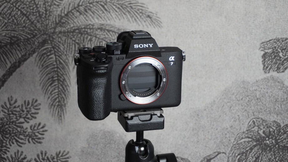 sony a7 iv front no lens
