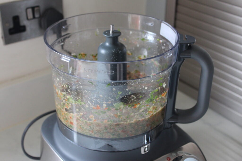 Salsa being blended in the kenwood multipro express