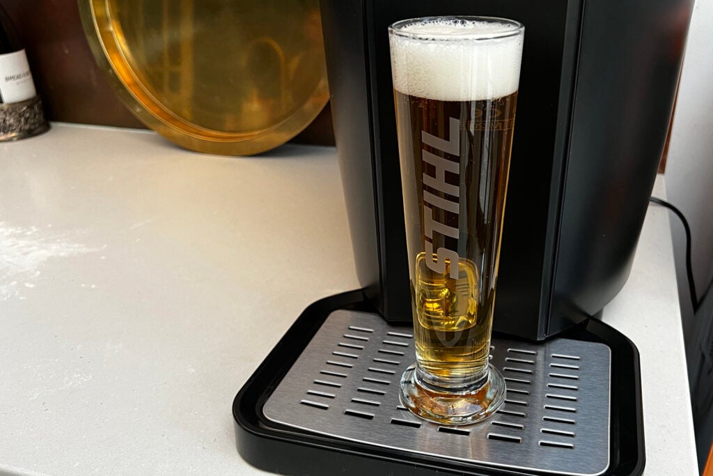 Salter Universal Chilled Draught Beer Dispenser beer