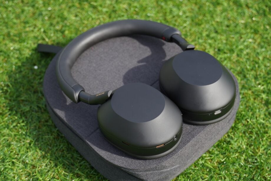 Sony WH-1000XM5 on grass