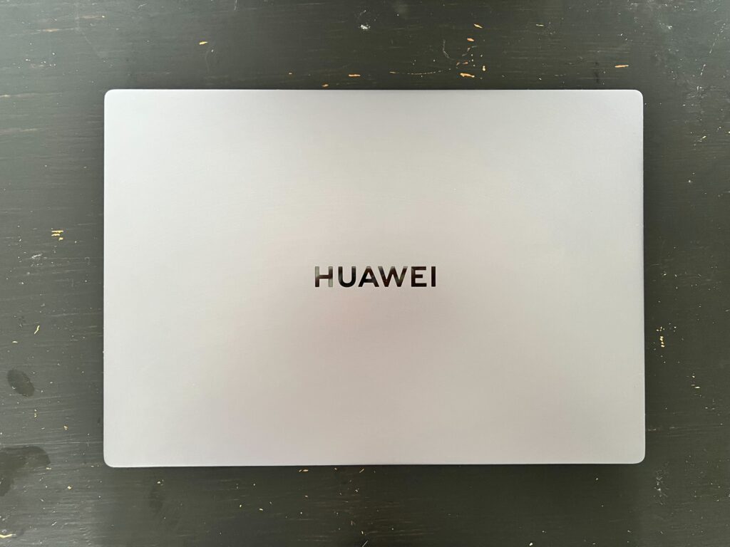 The lid and logo of the laptop