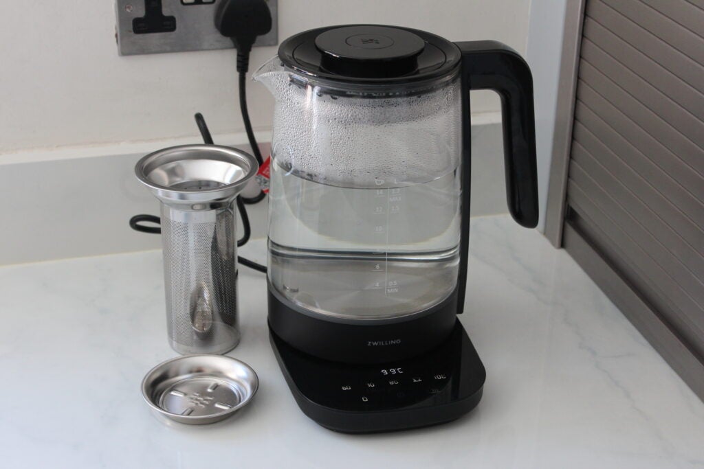 Zwilling Enfinigy Glass Kettle with strainer