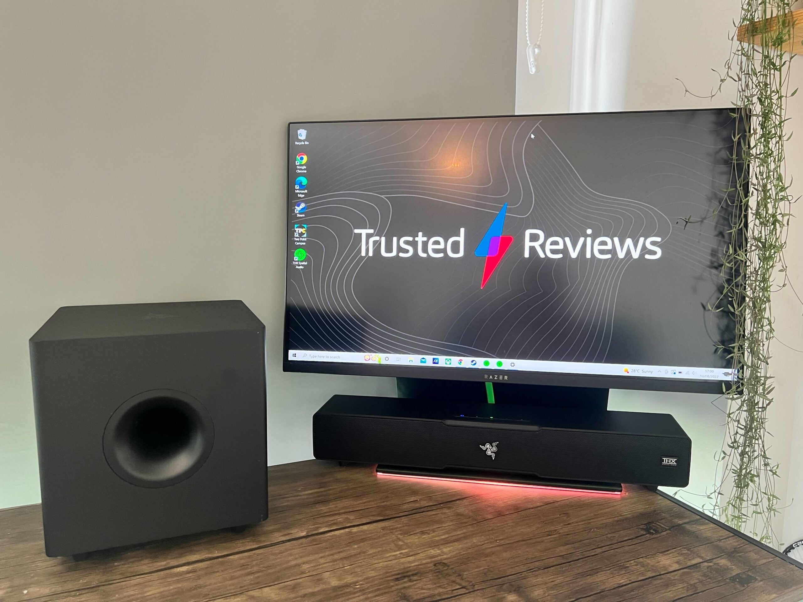 The Razer Leviathan V2 soundbar and subwoofer connected to a monitor