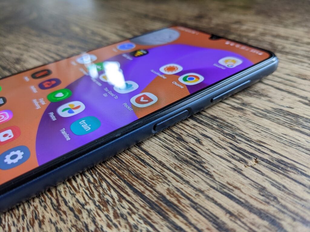 Samsung Galaxy M22 close up on power button and volume controls