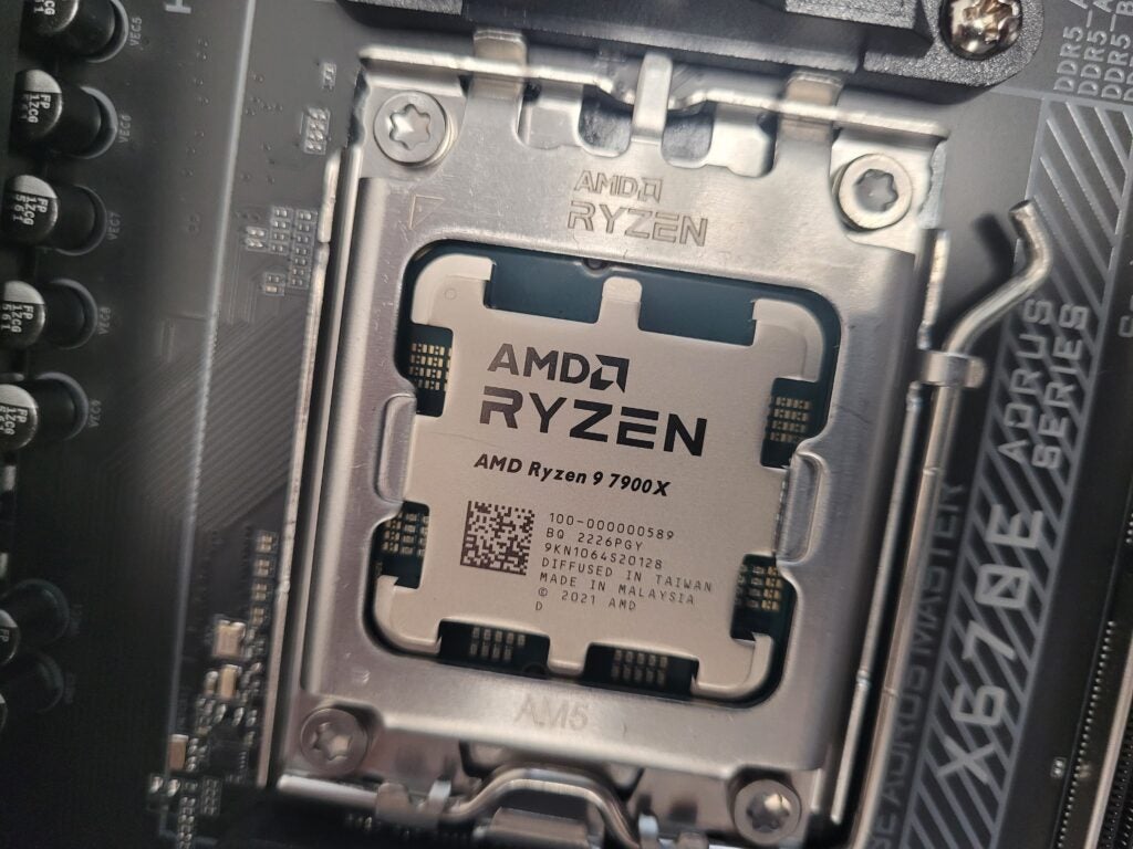AMD Ryzen 9 7900X (5)