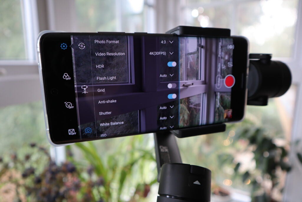 A phone mounted on the Asus ZenGimbal