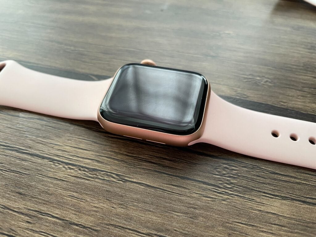 How to change Apple Watch strap 8