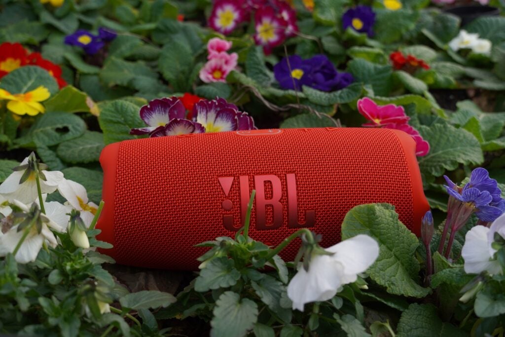 JBL Charge 5 flower bed