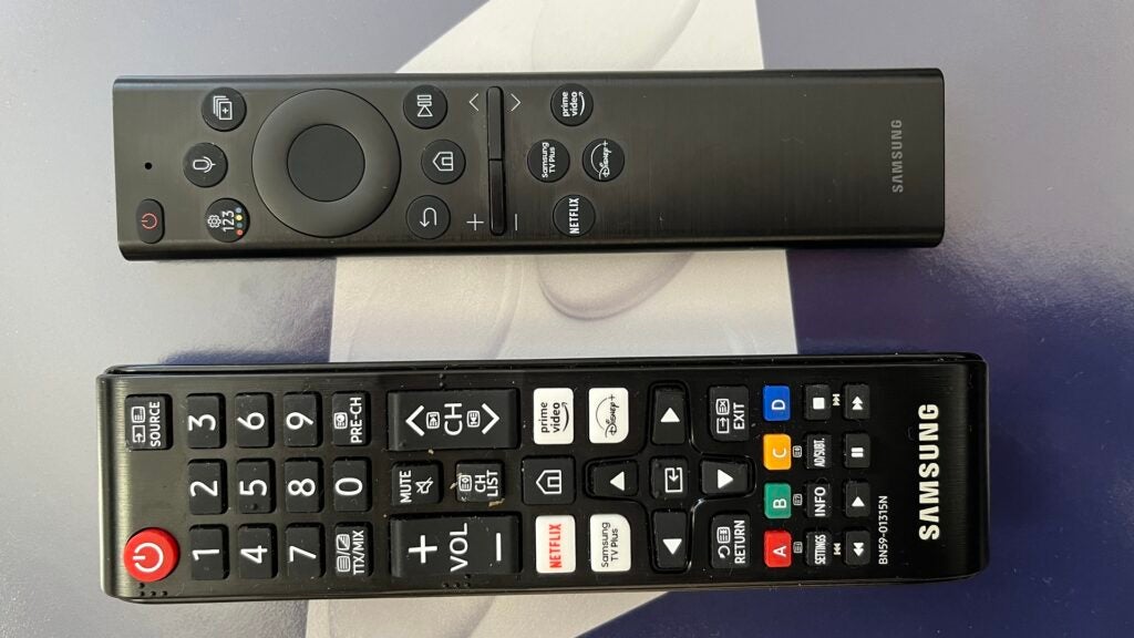 Samsung QN800B remote controls