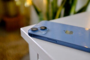Two cameras on the back of the iPhone 14