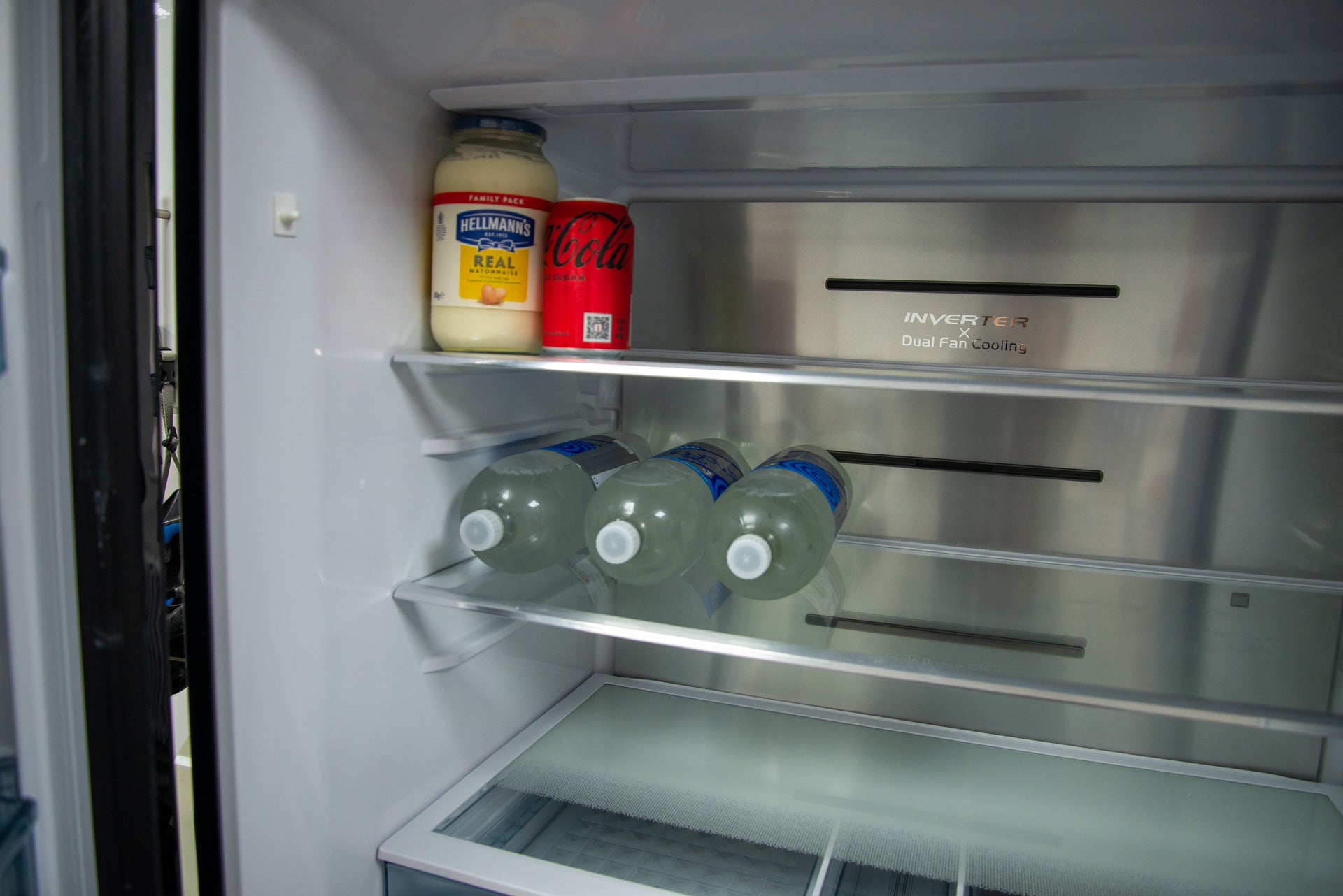 Hitachi R-WB640VGB bottles, jars and cans in main fridge