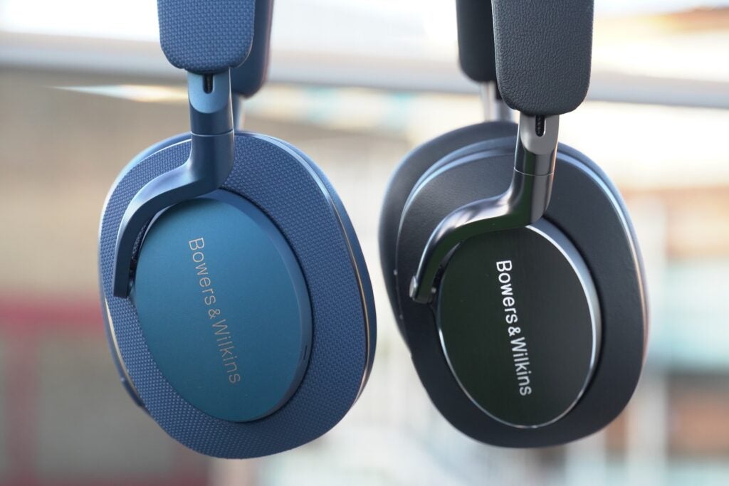 Bowers and Wilkins Px8 with Px7 S2