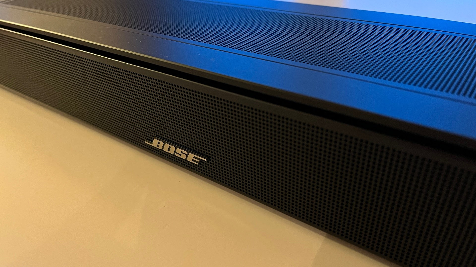 Smart Soundbar 600, Bass Module 500, & Surround Speakers Set