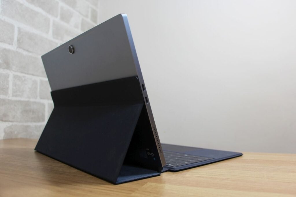 Dell XPS 13 2-in-1 06