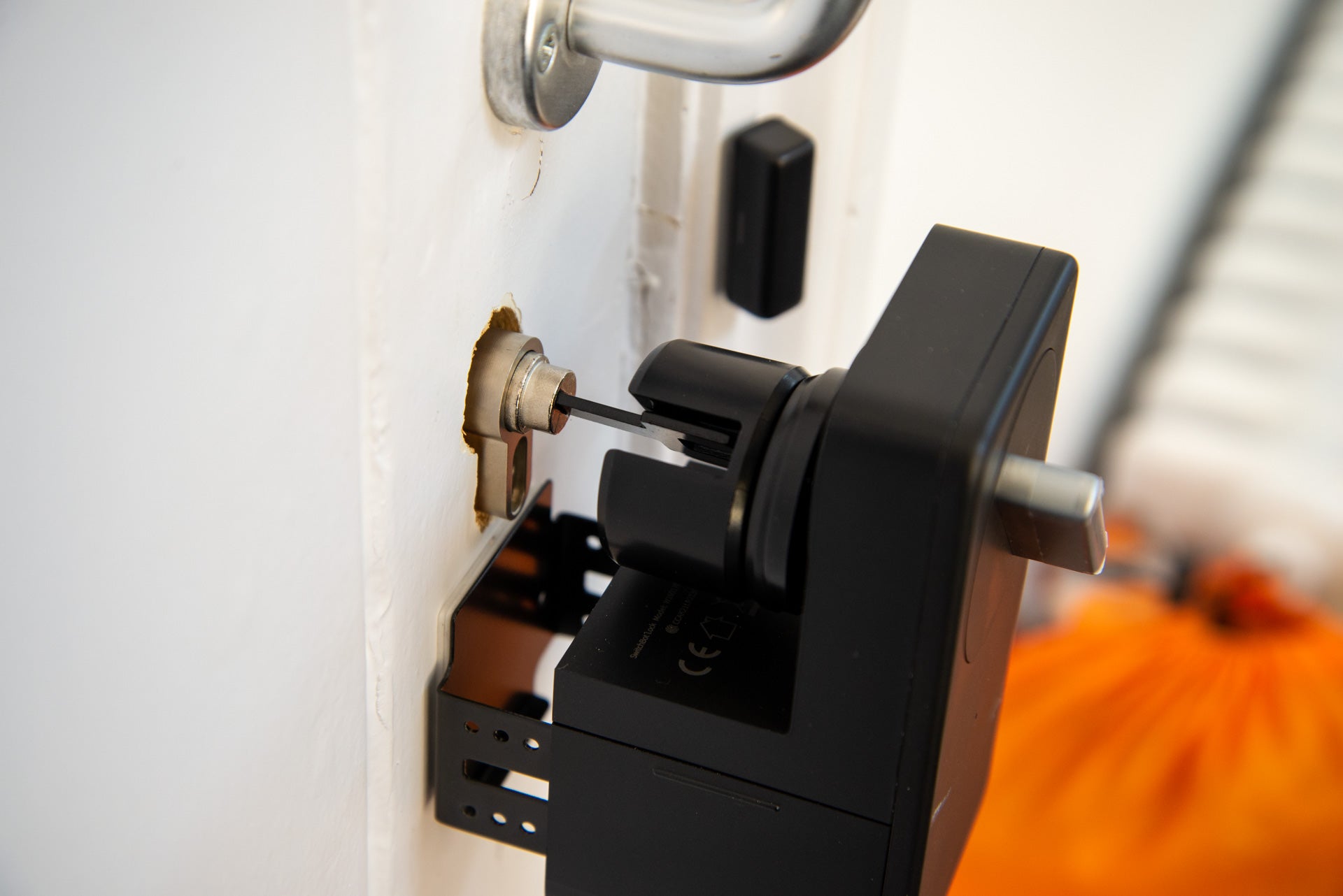 SwitchBot Lock turning key