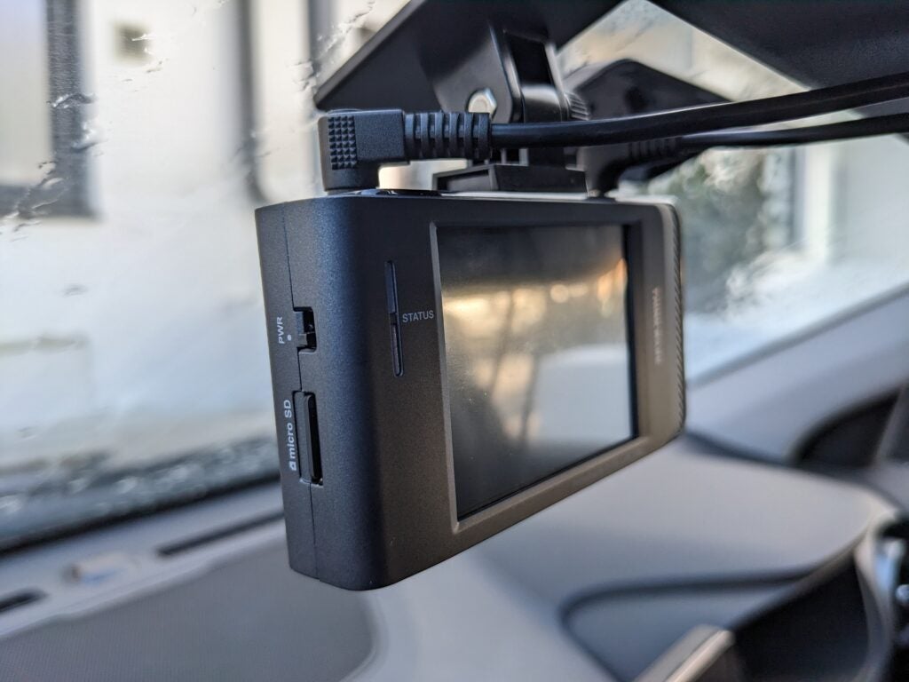 The Thinkware X800 mounted on car window