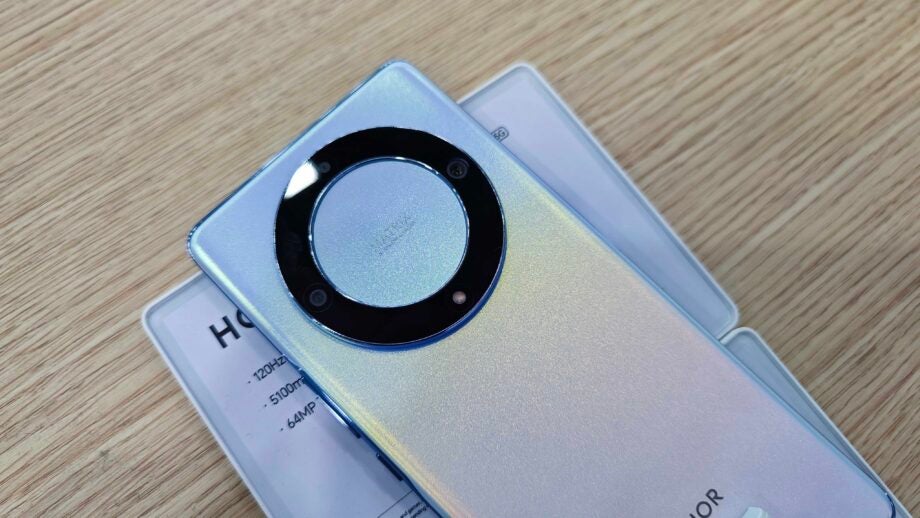 Honor Magic 5 Lite smartphone's camera detail close-up.