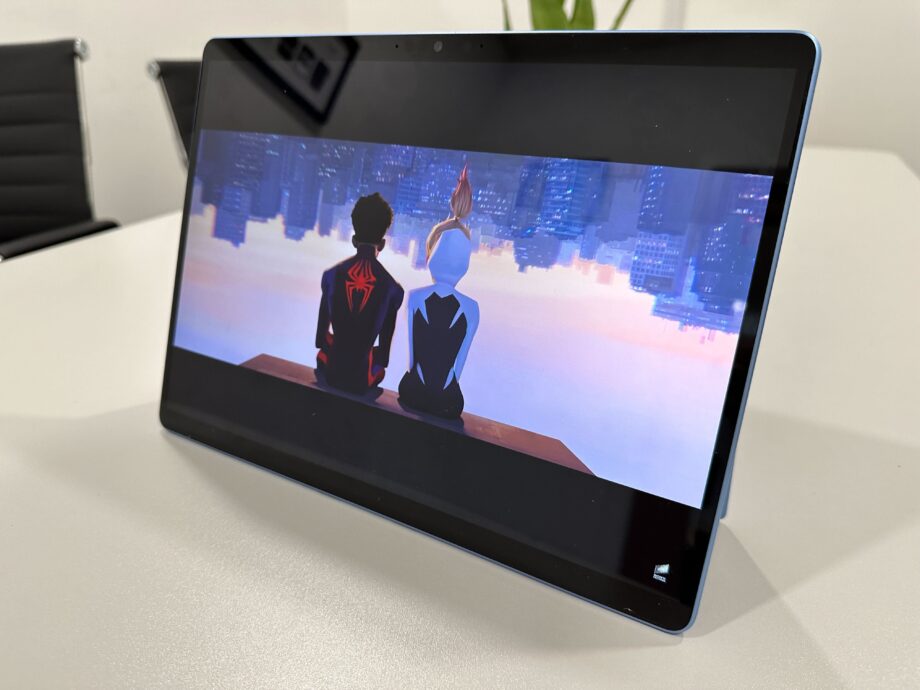 Tablet, Video - Microsoft Surface Pro 9