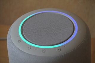 Amazon Echo Studio 2022 alexa light ring