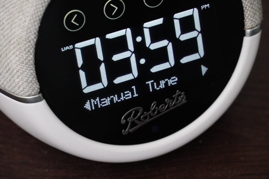 Roberts Zen Plus manual radio tuning