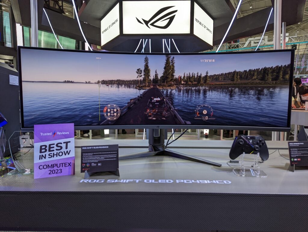 Asus ROG Swift OLED PG49WCD with award