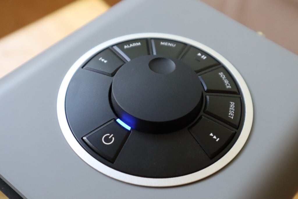 The control panel on top of the Ruark R1S uses a scroll wheel
