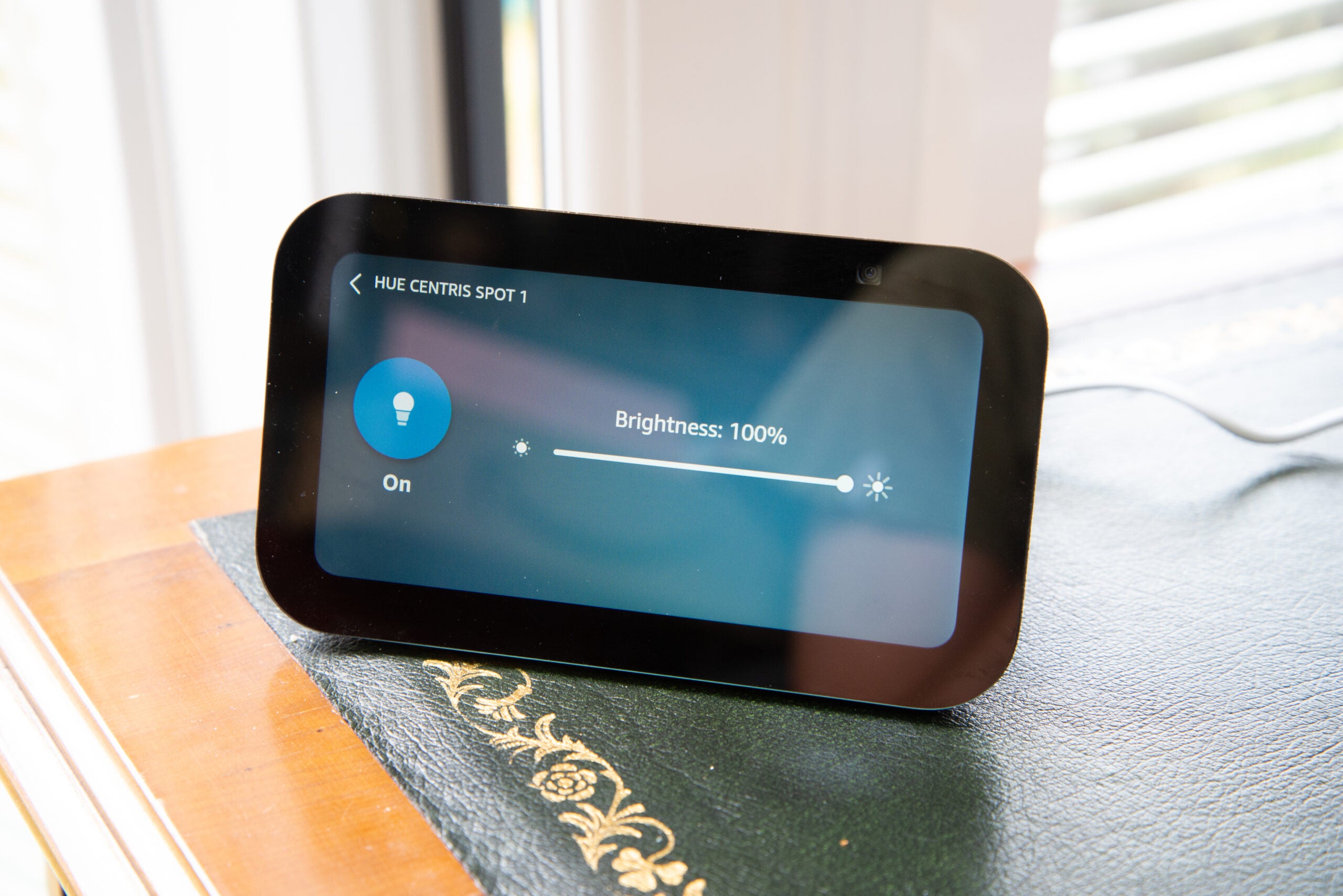 Amazon Echo Show 5 (3rd Generation) smart home control