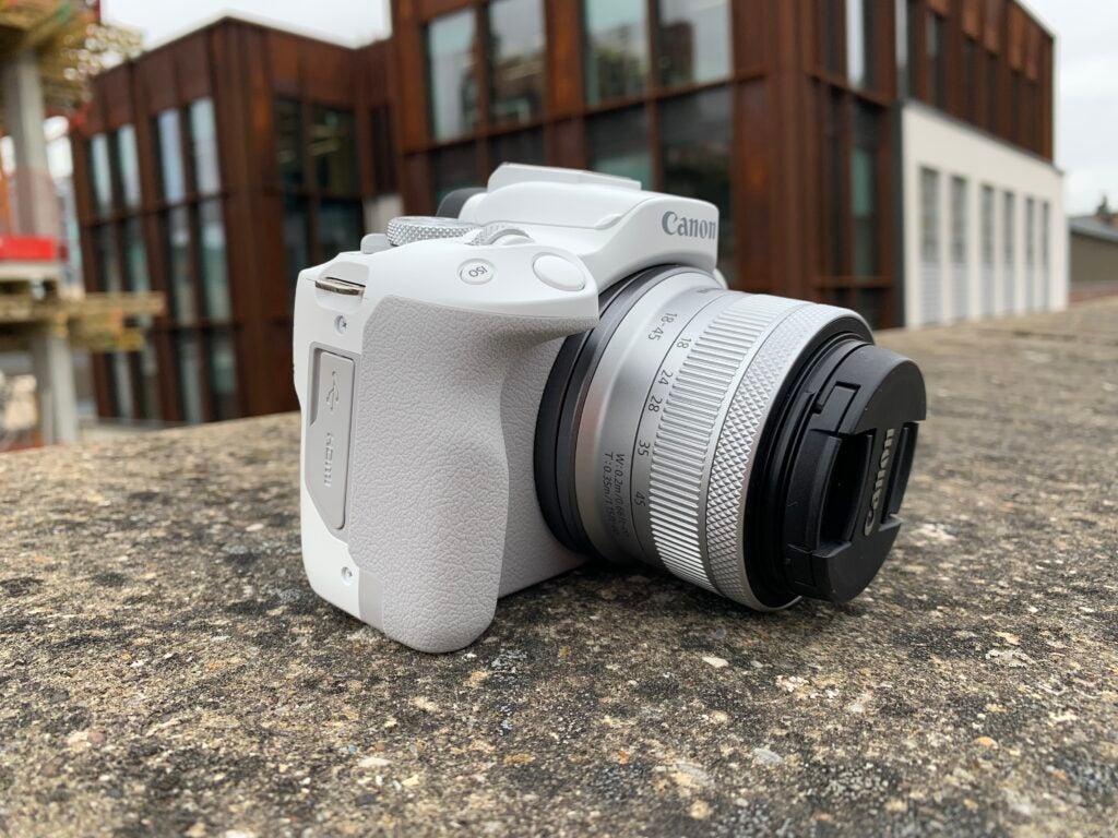 Canon EOS R50 grip