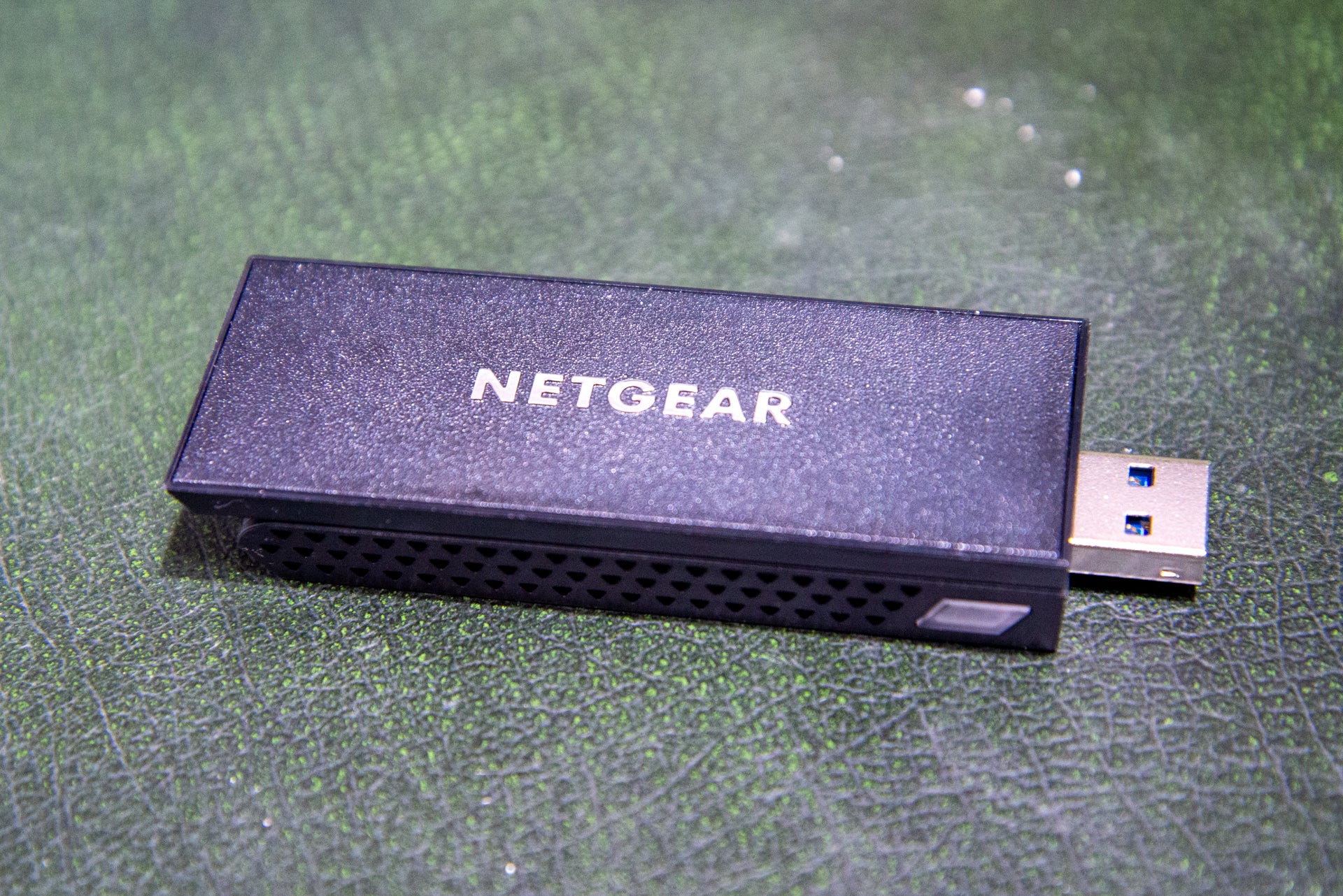 Netgear Nighthawk Tri-Band USB 3.0 Adaptador WiFi A8000 dongle