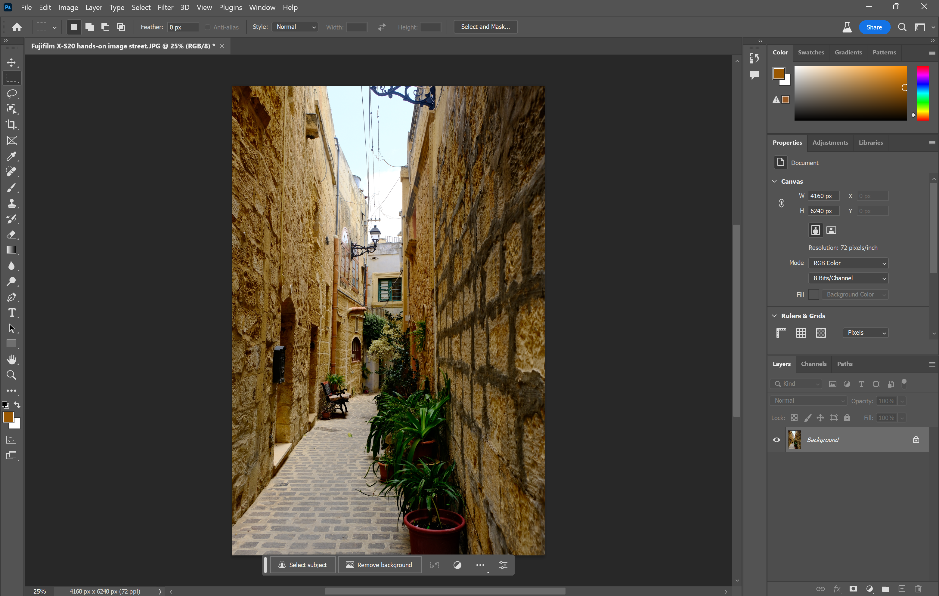 How to extend an image in Photoshop