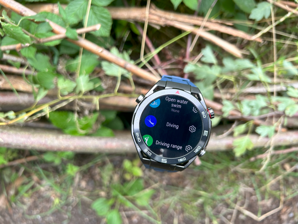 There are plenty of workouts to track Huawei Watch Ultimate