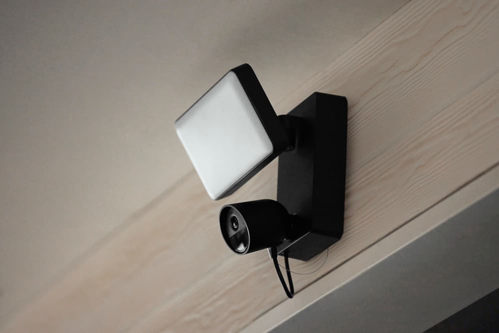 Philips Hue Secure floodlight camera - Product