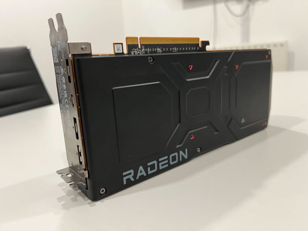 The ports and logo on the RX 7900 XTX