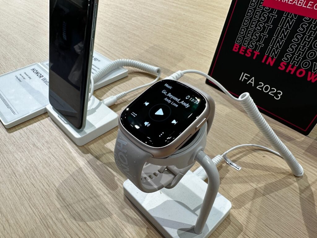Honor Watch 4 audio control on stand