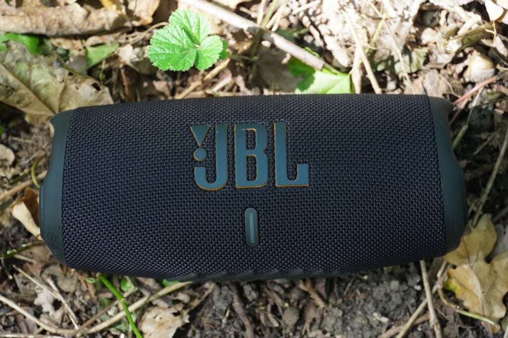 JBL Charge 5 Wi-Fi on the ground