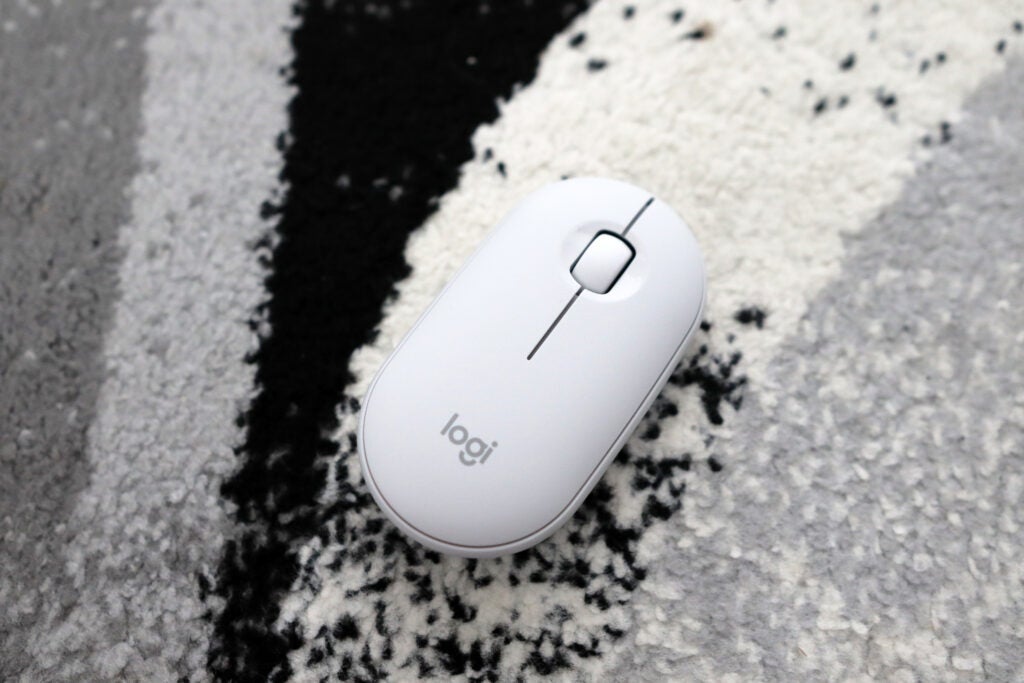 Top - Logitech Pebble Mouse 2 M350s