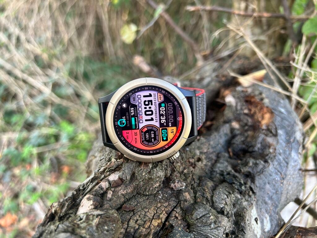 Amazfit Cheetah Pro on sideAmazfit Cheetah Pro smartwatch on a natural outdoor backdrop.