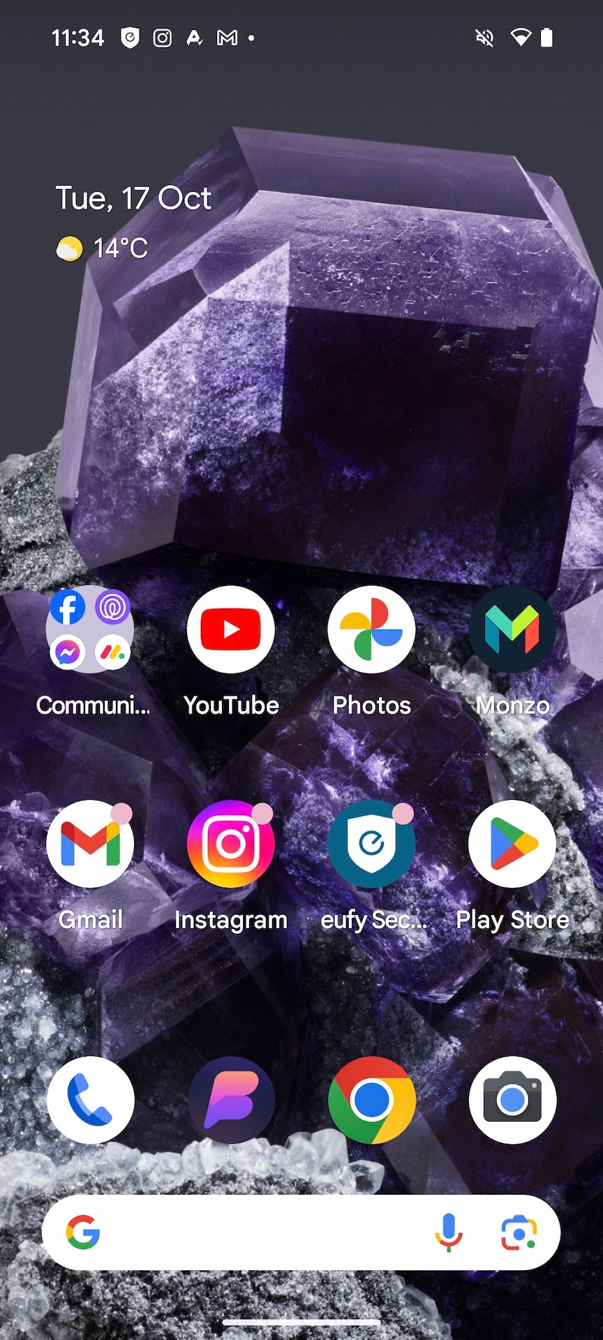 Google Pixel 8 home screen