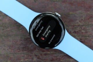 Emergency location sharing on the Pixel Watch 2